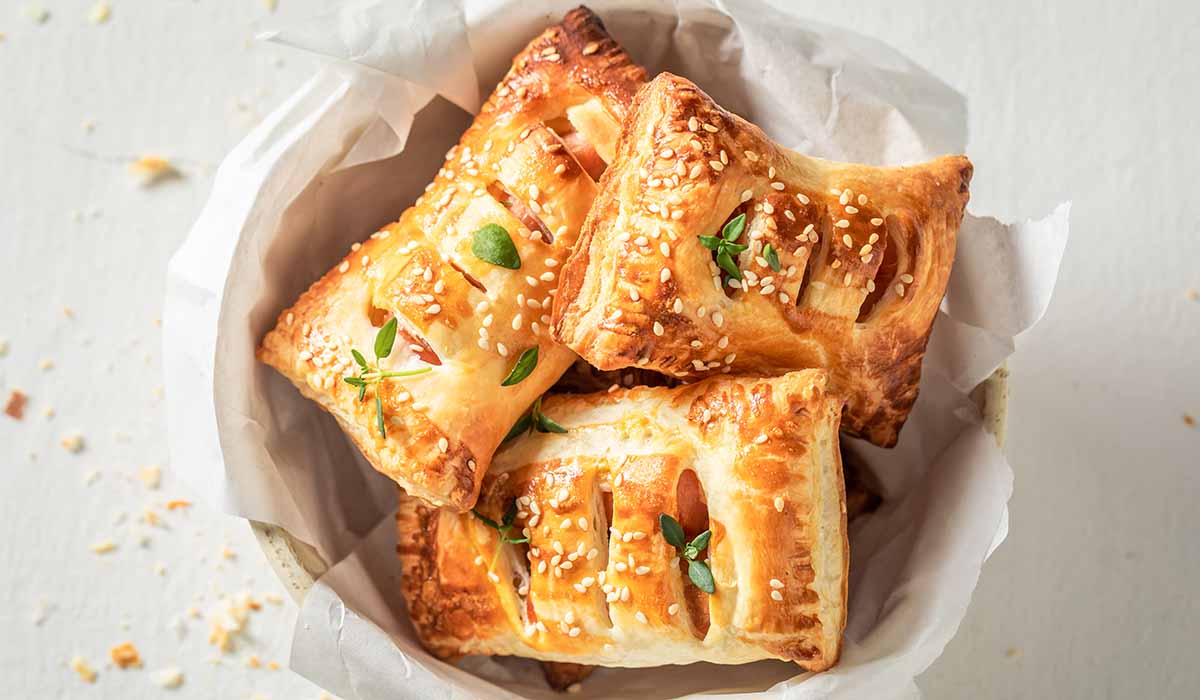Adonan Puff Pastry: Sejarah, Bahan, dan Proses Pembuatannya